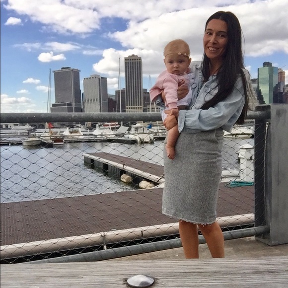 Meet your Posher, Taylor - Picture 1 of 1